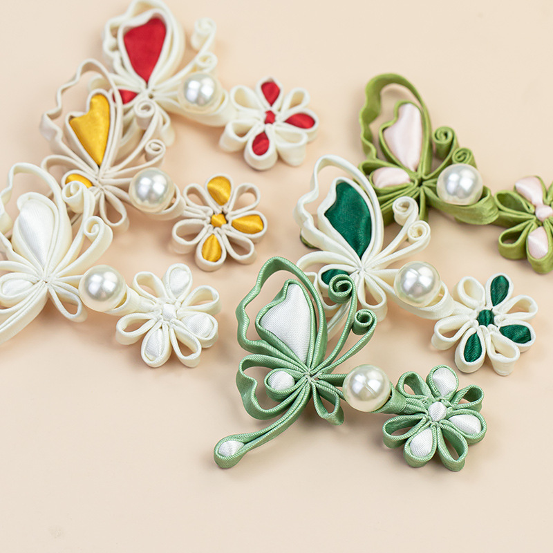 Button Hole Cutter - Chinese kikkerknopen, vlinder- en bloemparelknopen, handgemaakte