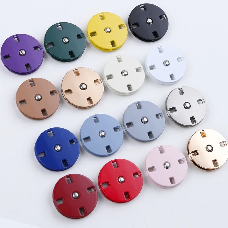 Kleurrijke metalen drukknopen  - Button Hole Cutter recensie en prijs