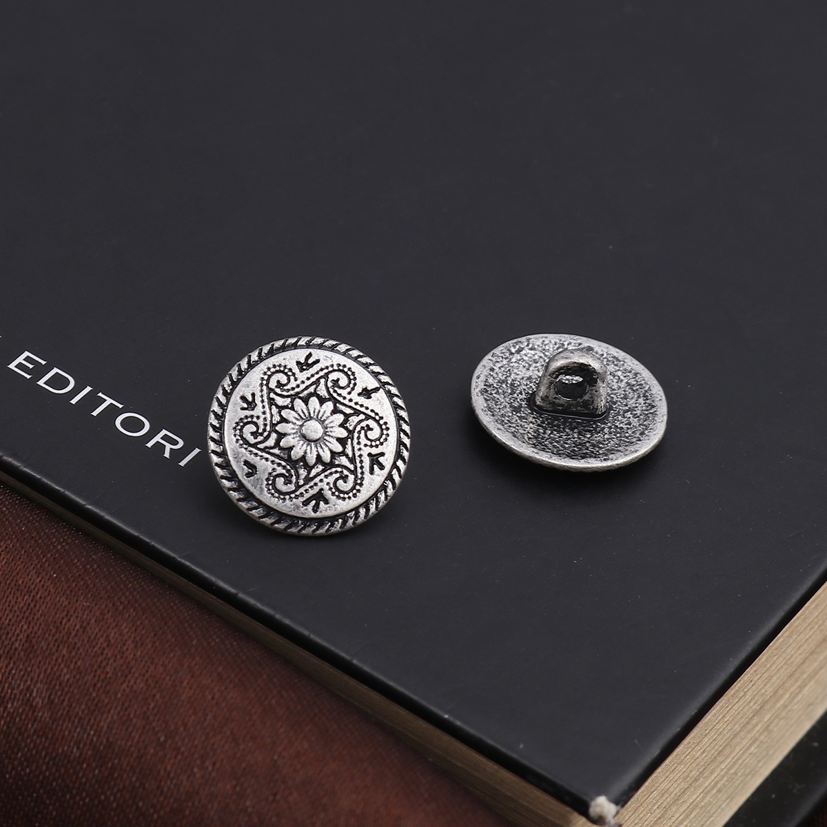 10 stks Vintage Metalen Schach - Button Hole Cutter recensie en prijs