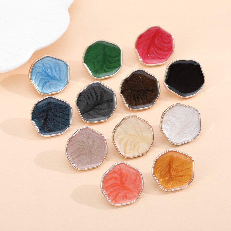 Nieuwe collectie goud wit zwar - Button Hole Cutter recensie en prijs