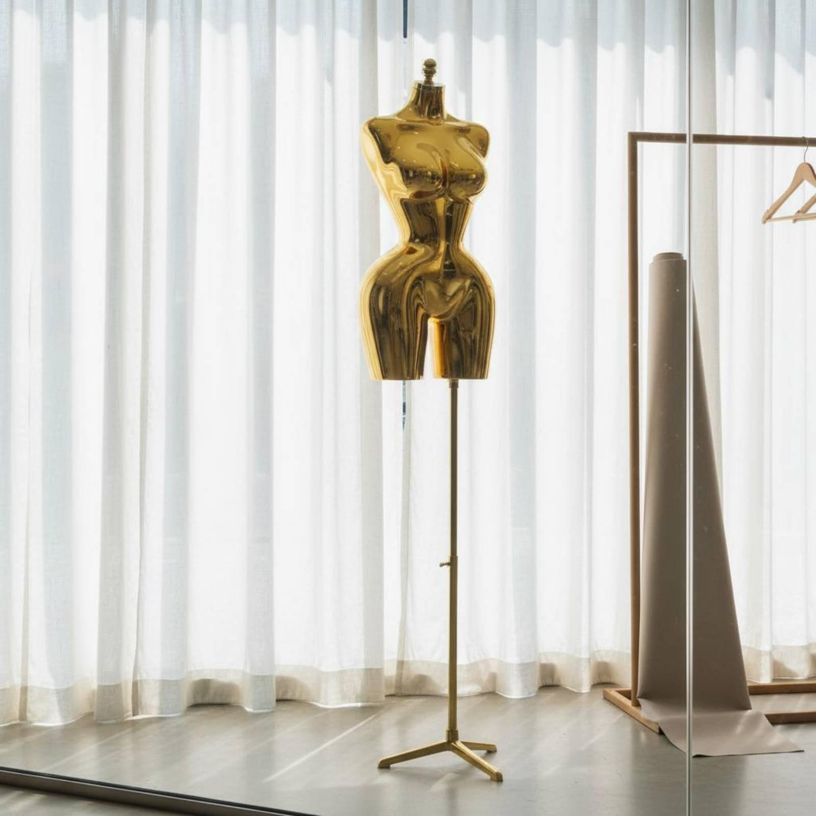 Vrouwelijke paspop met hooggla - Dress Form Mannequin recensie en prijs